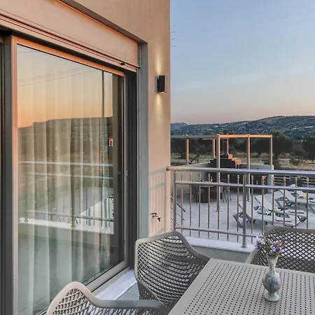 Danae - Utopia Luxury With Private Pool *